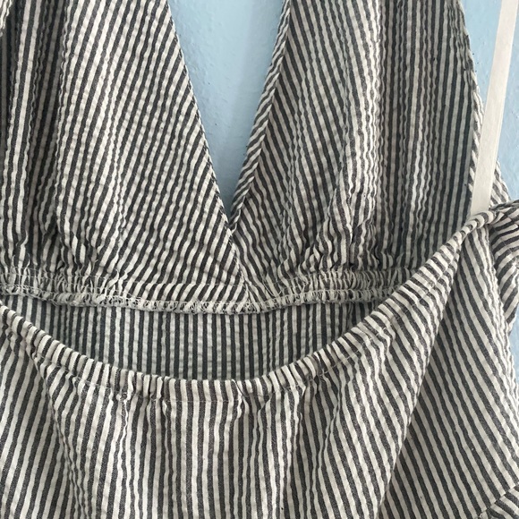 Halter Dress - Picture 4 of 9